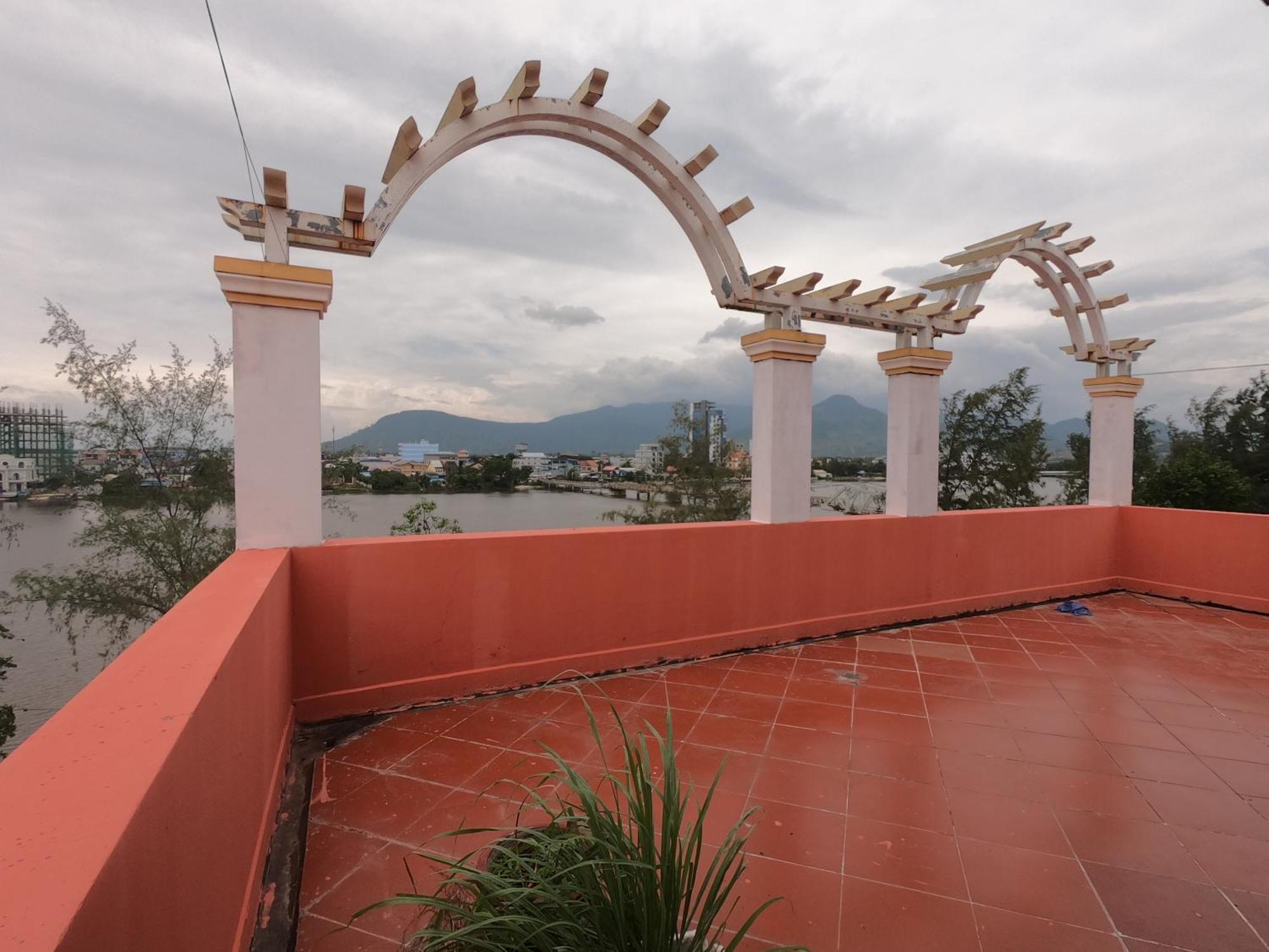 Good Morning Kampot Hotel Kültér fotó
